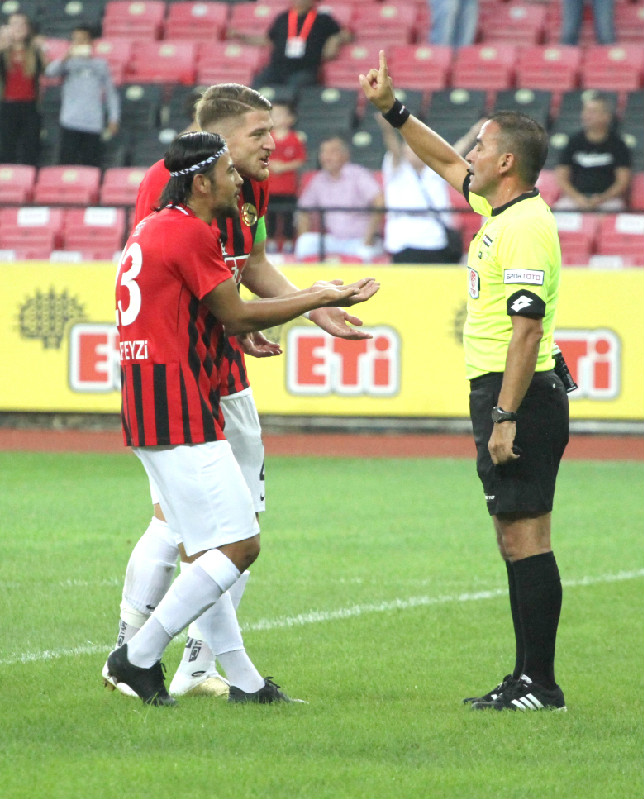 FEYZİNİN GOLÜ GÜME GİTTİ