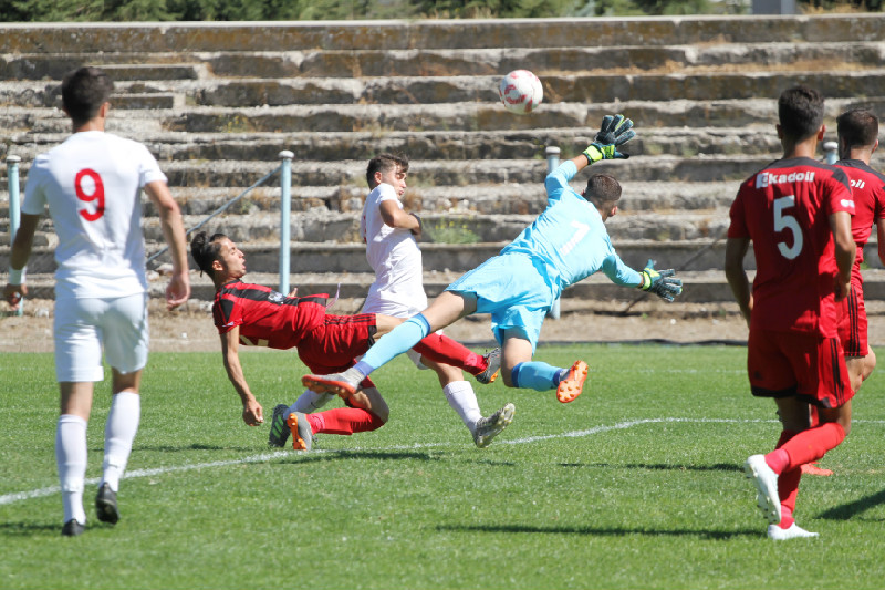 U21LER FIRSATLARI TEPİYOR