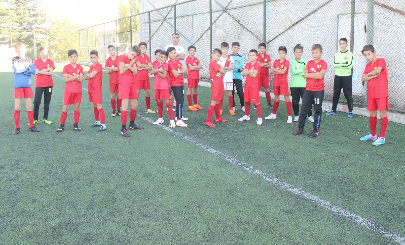 BU ÇOCUKLARDA İŞ VAR