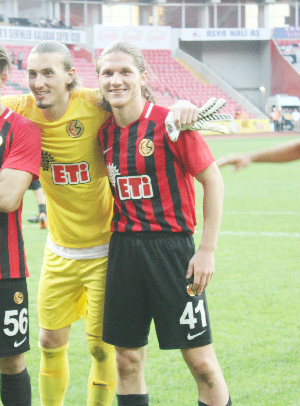 HAFTANIN ON BİRİNDELER