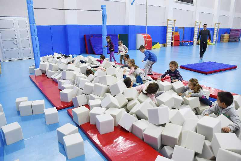 YUNUS EMRE SPOR MERKEZİNDE  SPOR ZAMANI