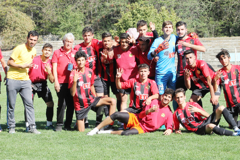 U19LAR 4 KÖŞE(4-2)