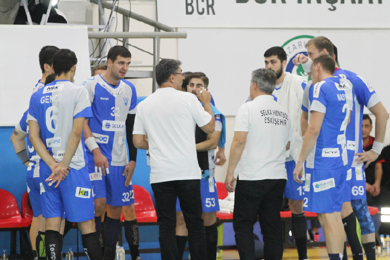 SELKA NORVEÇE UÇUYOR