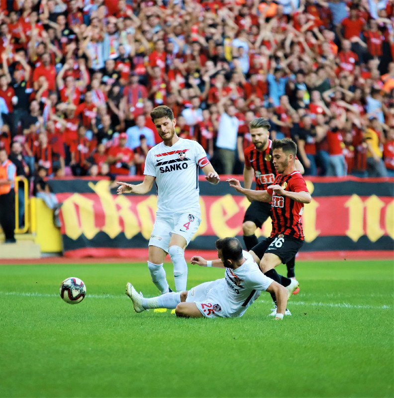 FURGAN KADRODA OLACAK