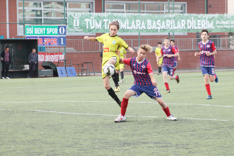 İKİ FAVORİ İYİ BAŞLADI