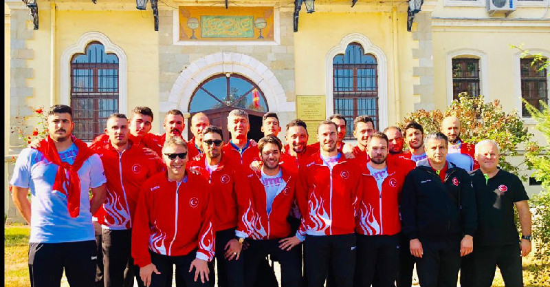 MİLLİLER MAĞLUP OLDU