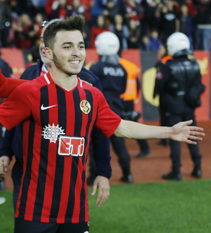 HAFTANIN ON BİRİNDE İKİ ES-ESLİ