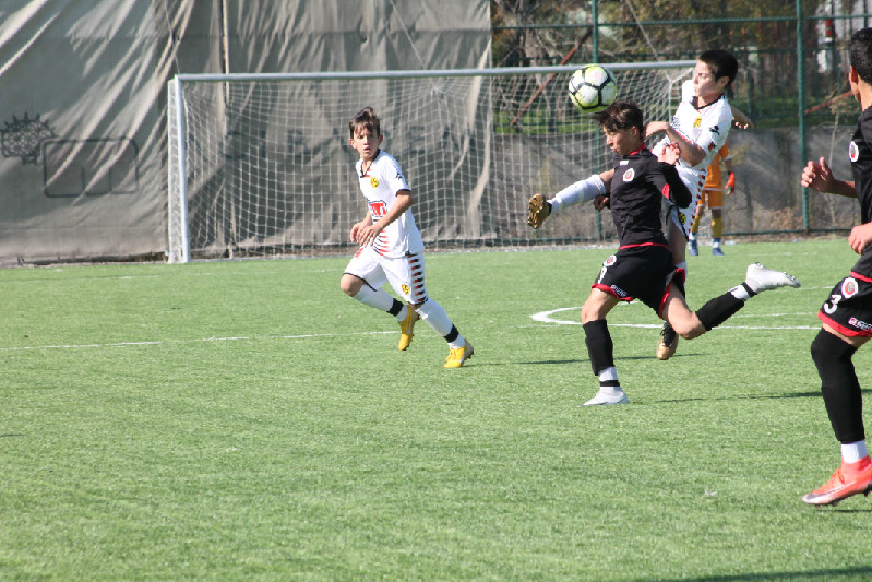 GÖRDÜĞÜNÜZÜ ÇALIN