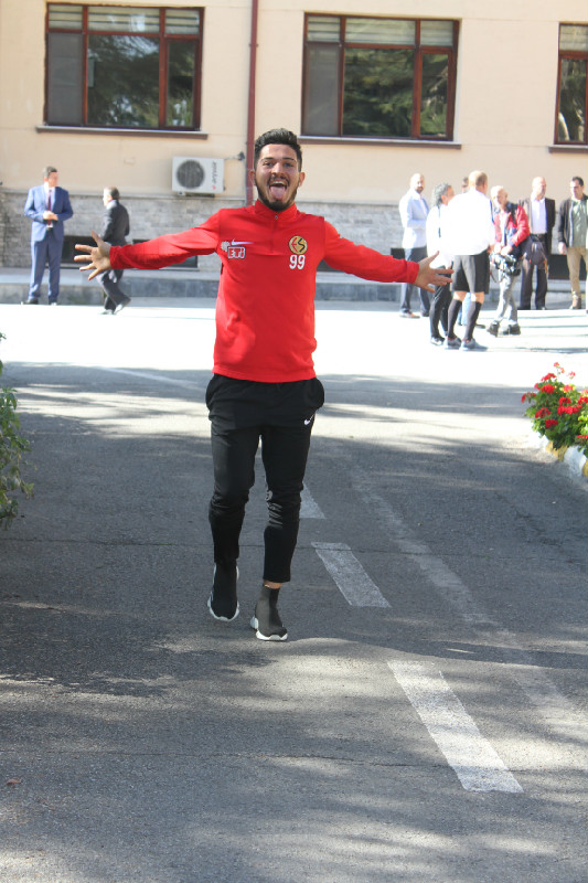 GOL SEVİNCİNİN PROVASINI YAPTI