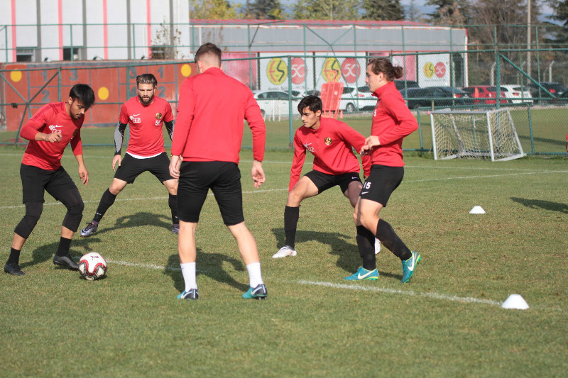 ES-ES ELAZIĞA UÇUYOR