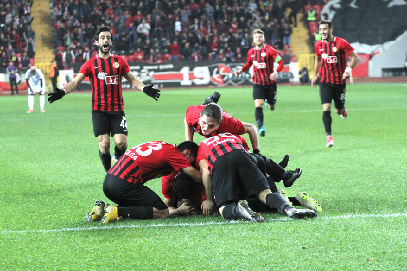 ŞİMDİ ELAZIĞSPOR DÜŞÜNSÜN