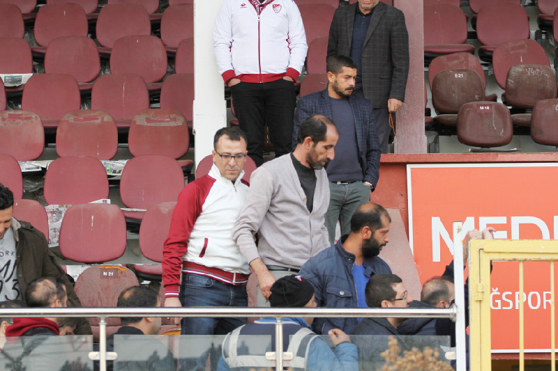 GAKKOŞLARA YAKIŞMADI