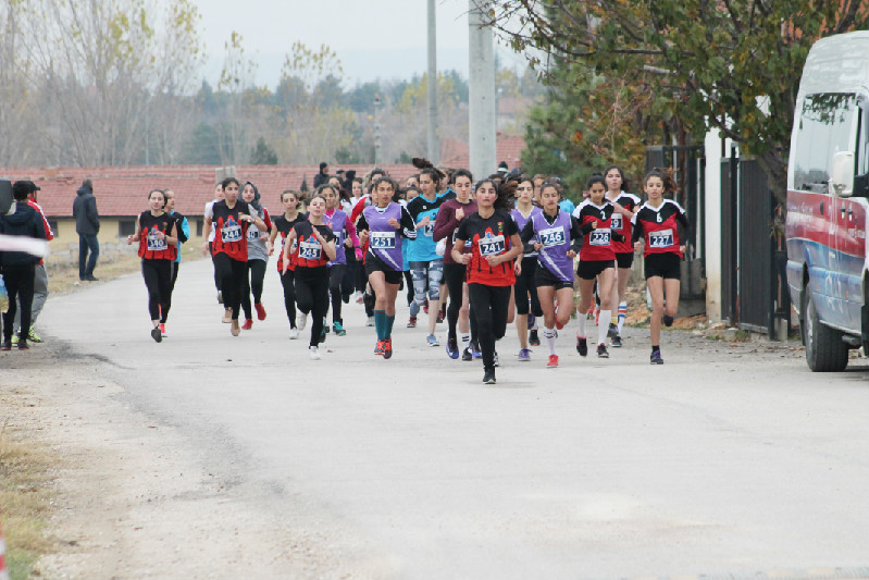 OKULLU KROSÇULAR TOZU  DUMANA KATTI  KUPAYI ALDI