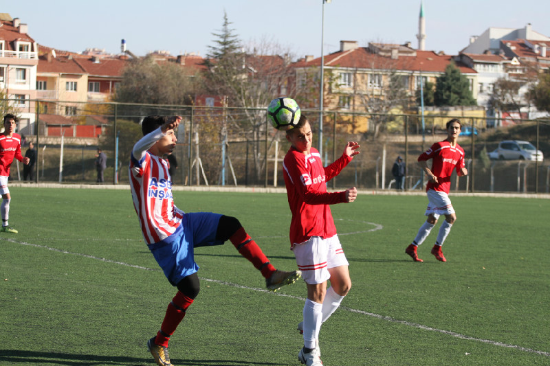 GOLLÜ MAÇLAR OYNANDI