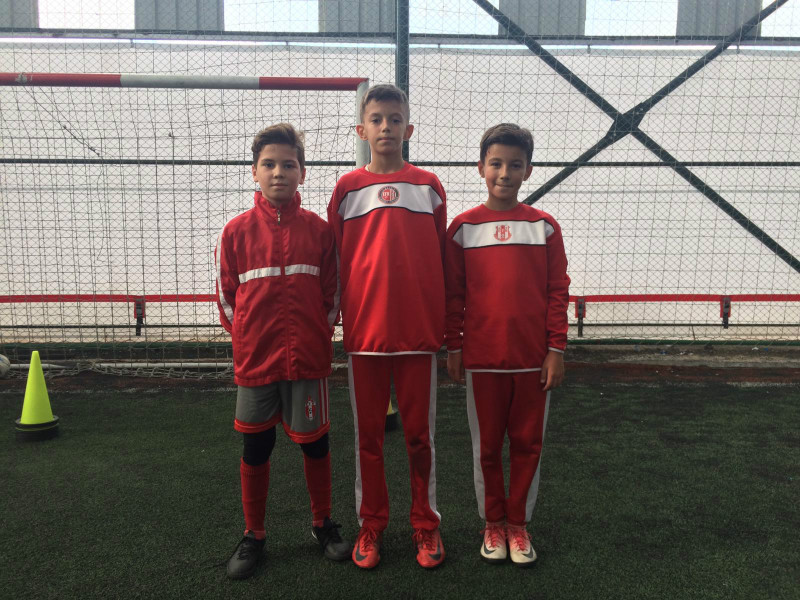 MÜTHİŞ YETENEKLER