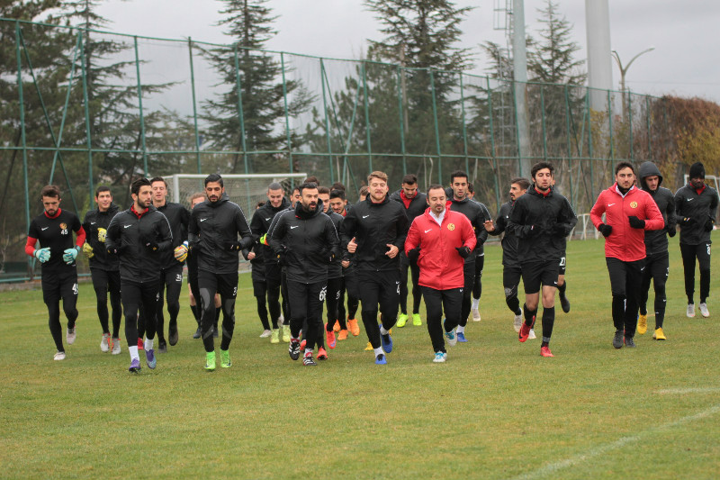 ZORLU MAÇA HAZIRLIK