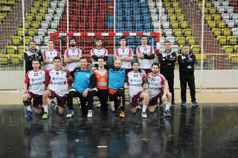 KUPADA RAKİP GÖZ-GÖZ