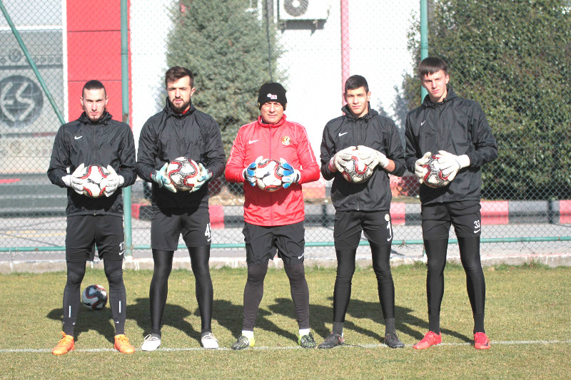 KALEDE DAYANIŞMA VAR