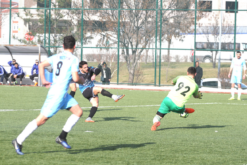 ÇAĞRI AYAKTA TUTTU