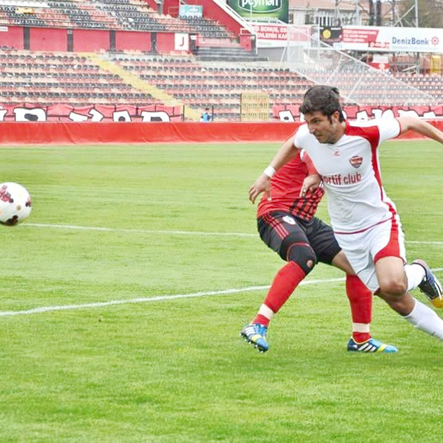 YİRMİALTI İNŞAAT BARANSELSPOR  KADROSUNU GÜÇLENDİRDİ