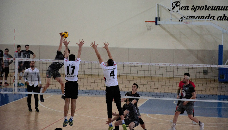 BEYLER İŞİNİ YAPTI(0-3)