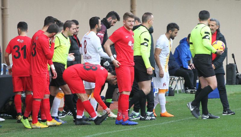 KAPTANIN KAFASINI A.DEMİR KARIŞTIRDI