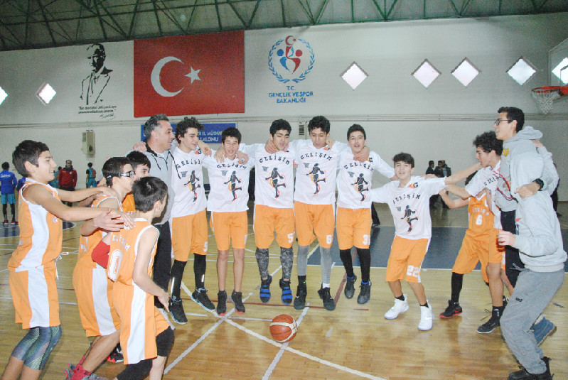 ONLARIN HEDEFİ ÇOK BÜYÜK