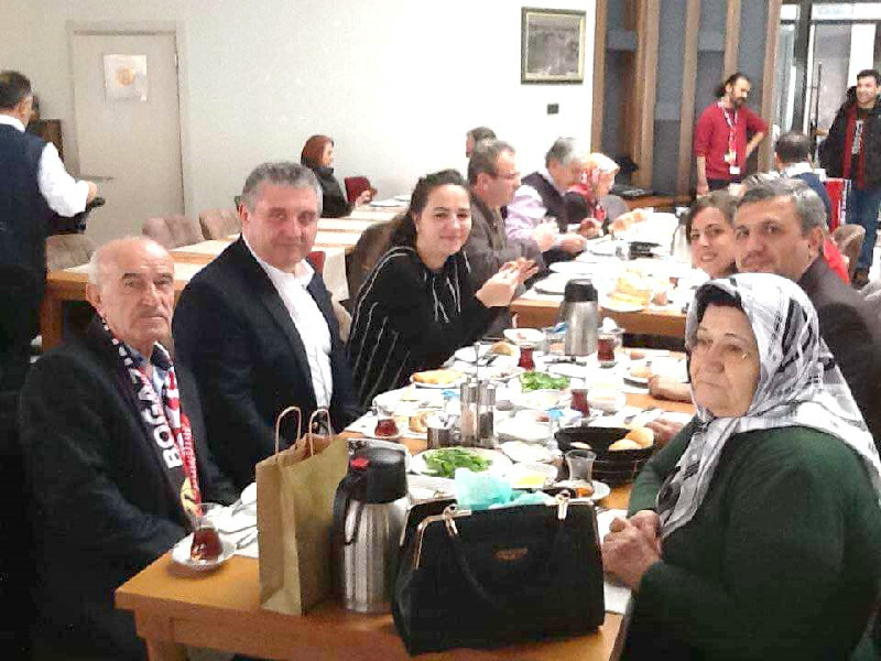 İSTANBULDA BULUŞTULAR