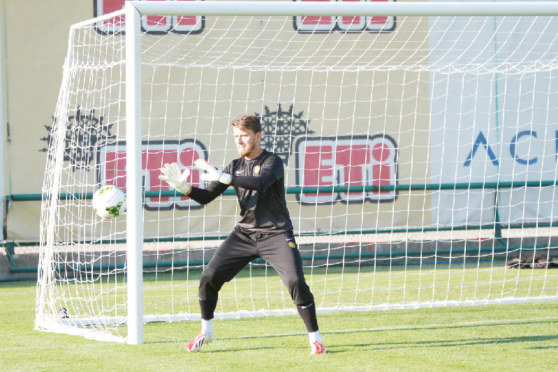 SİNAN ÖREN  İMZAYI VERDİ