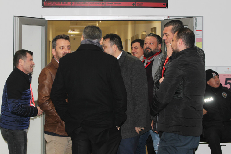 YENİ YÖNETİM İŞ BAŞINDA