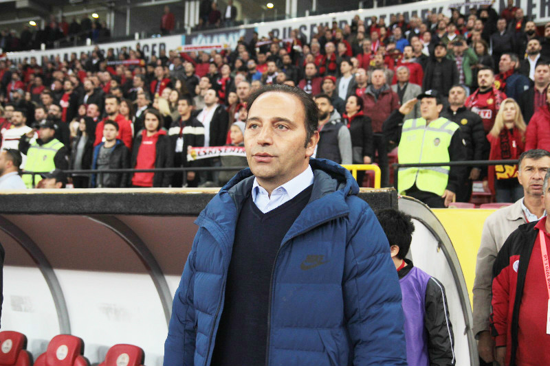 LİSANSLAR ÇIKMAZSA  GÖREVİ BIRAKIYORUM