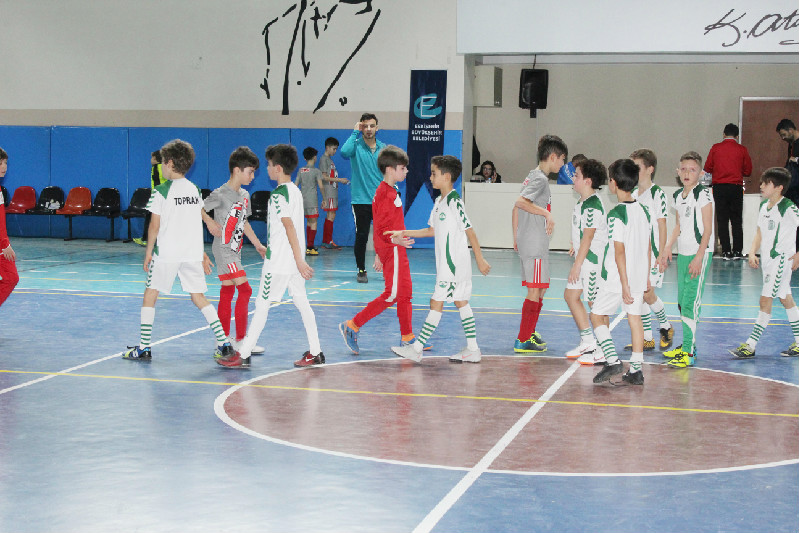 GELECEK BU MİNİK KRAMPONLARDA