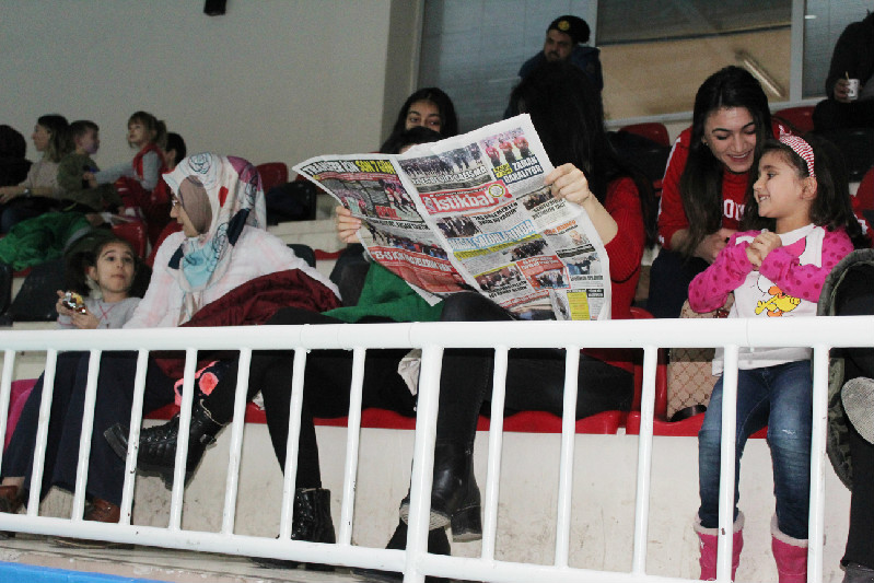 TURNUVAYI İSTİKBALDEN TAKİP EDİYORLAR