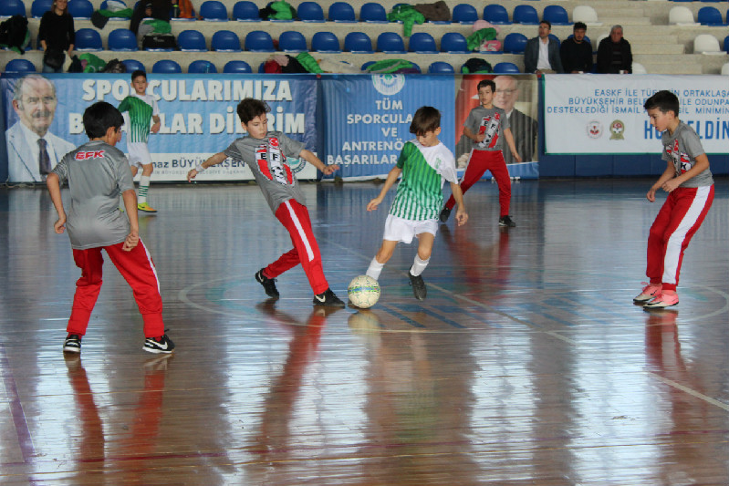 TURNUVA YARIN SONA ERİYOR