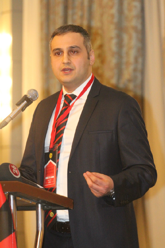 FIRSATÇILAR SIRAYA GİRDİ  YÖNETİM İSE DİRENİYOR