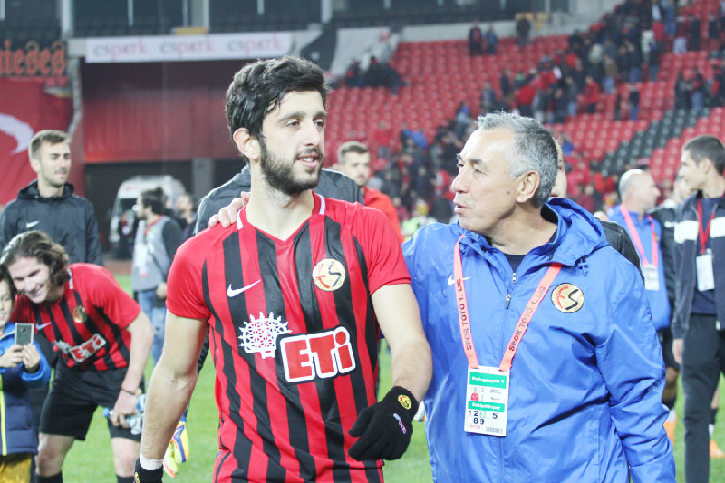 ES-ESTE MEVLÜT ŞOKU