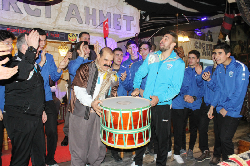 SELKA CİĞERCİ AHMETTE  MORAL GECESİ DÜZENLEDİ