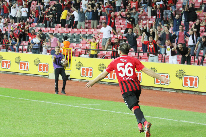 GEÇMİŞİ UNUTMAYALIM