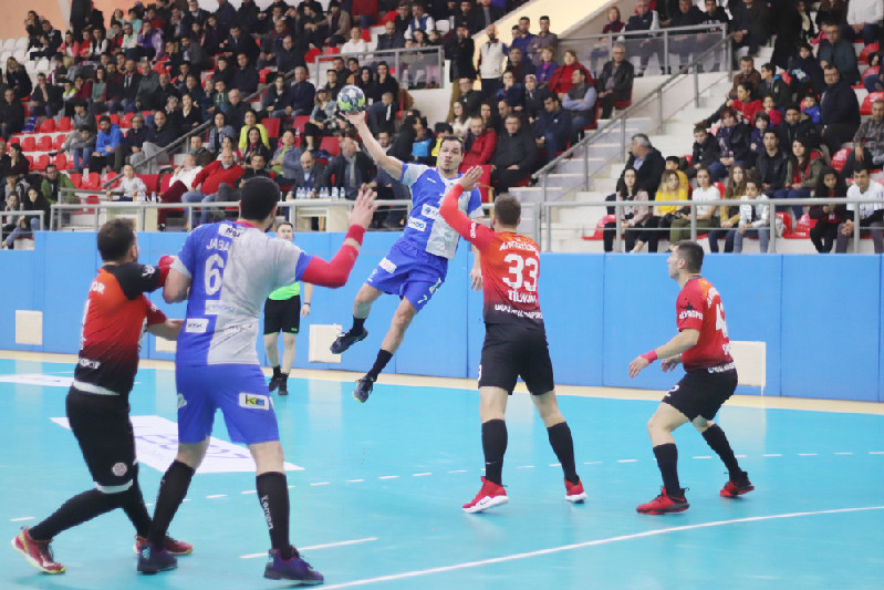 SELKADAN MÜTHİŞ ZAFER(28-27)