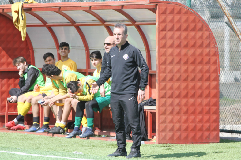 YAVUZ KARAÇAM YİNE RAKİP OLDU