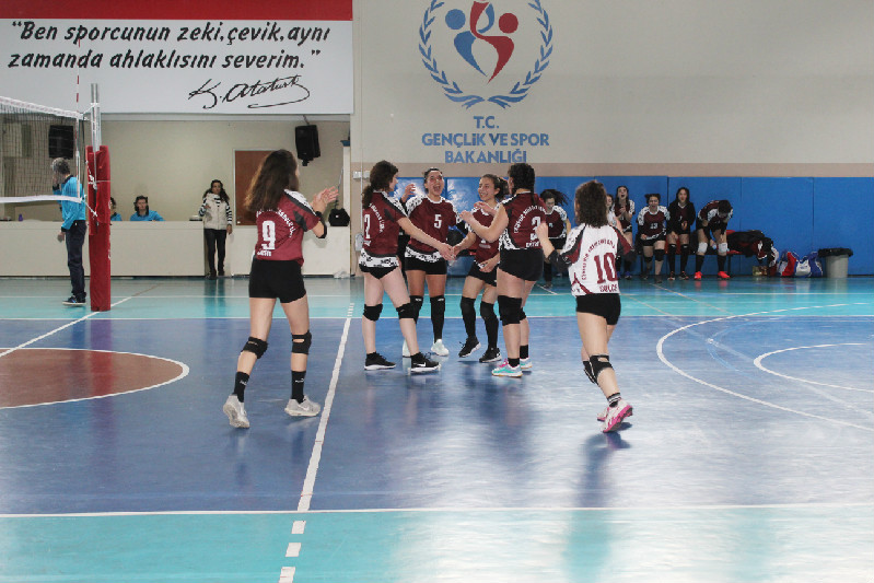 YARI FİNALİSTLER BELLİ OLDU