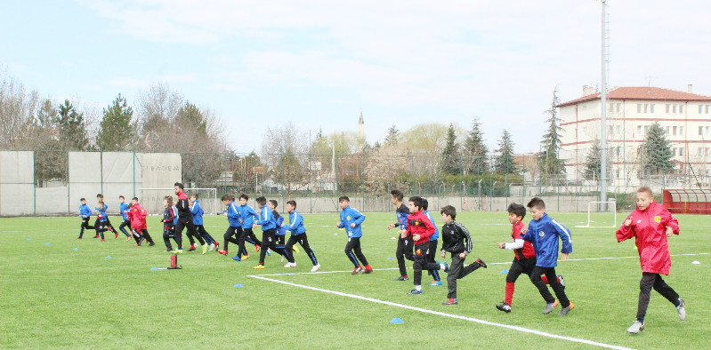 MİNİKLER TESTTEN GEÇTİ