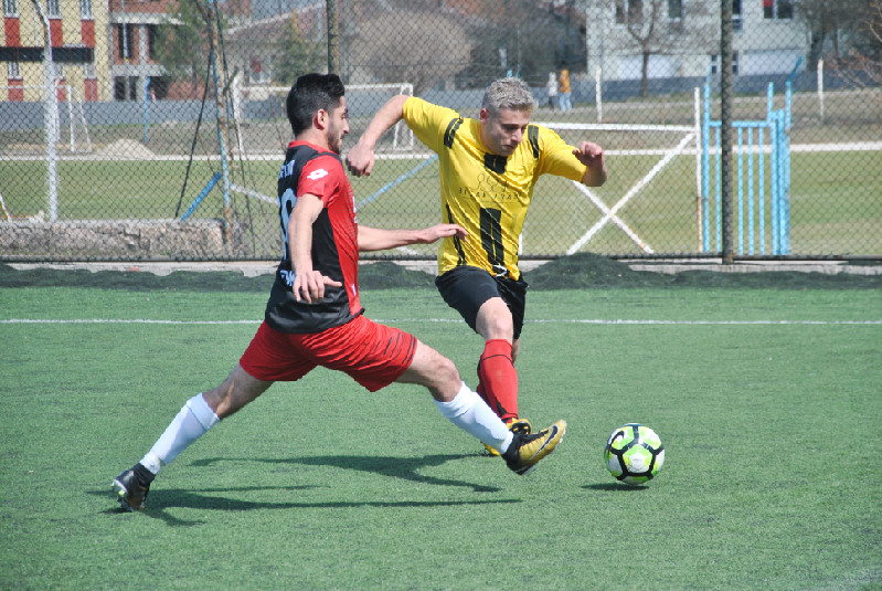 MEŞELİK ZİRVE İÇİN EĞİTİMİ YAKTI(2-0)