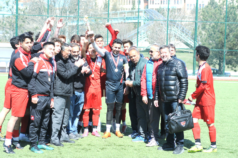 ŞURAYA BİR ŞAMPİYONLUK RESMİ KOYALIM