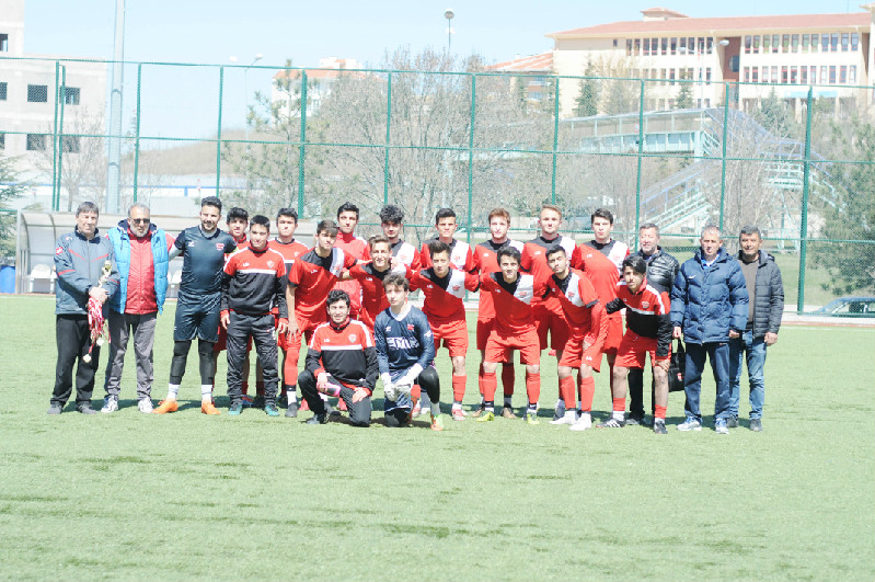 İKİNCİ TAKIM KİM OLACAK?