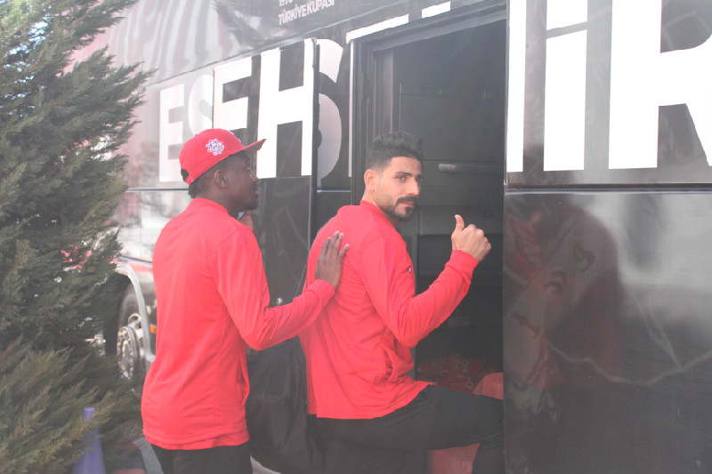 ŞİMŞEKLER YOLA ÇIKIYOR