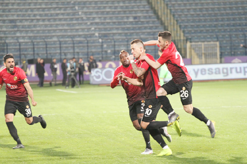 BU TAKIMA NERKES İNANSIN