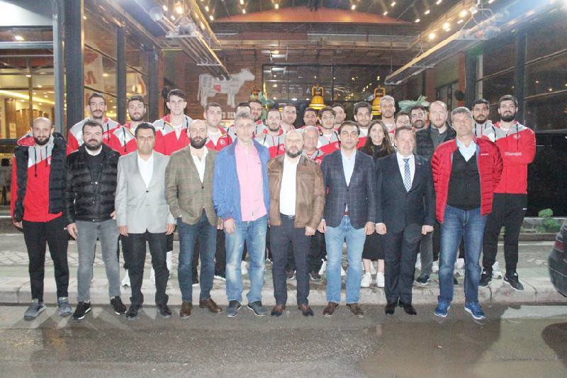 SELKADAN MORAL YEMEĞİ