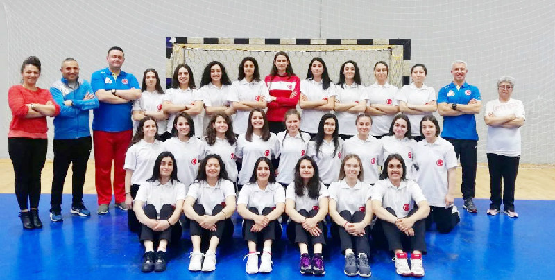 KABADAYI VE ÖĞRENCİLERİ KARADAĞDA