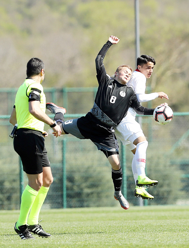 BUĞRALI MİLLİLER 3TE 3 YAPTI